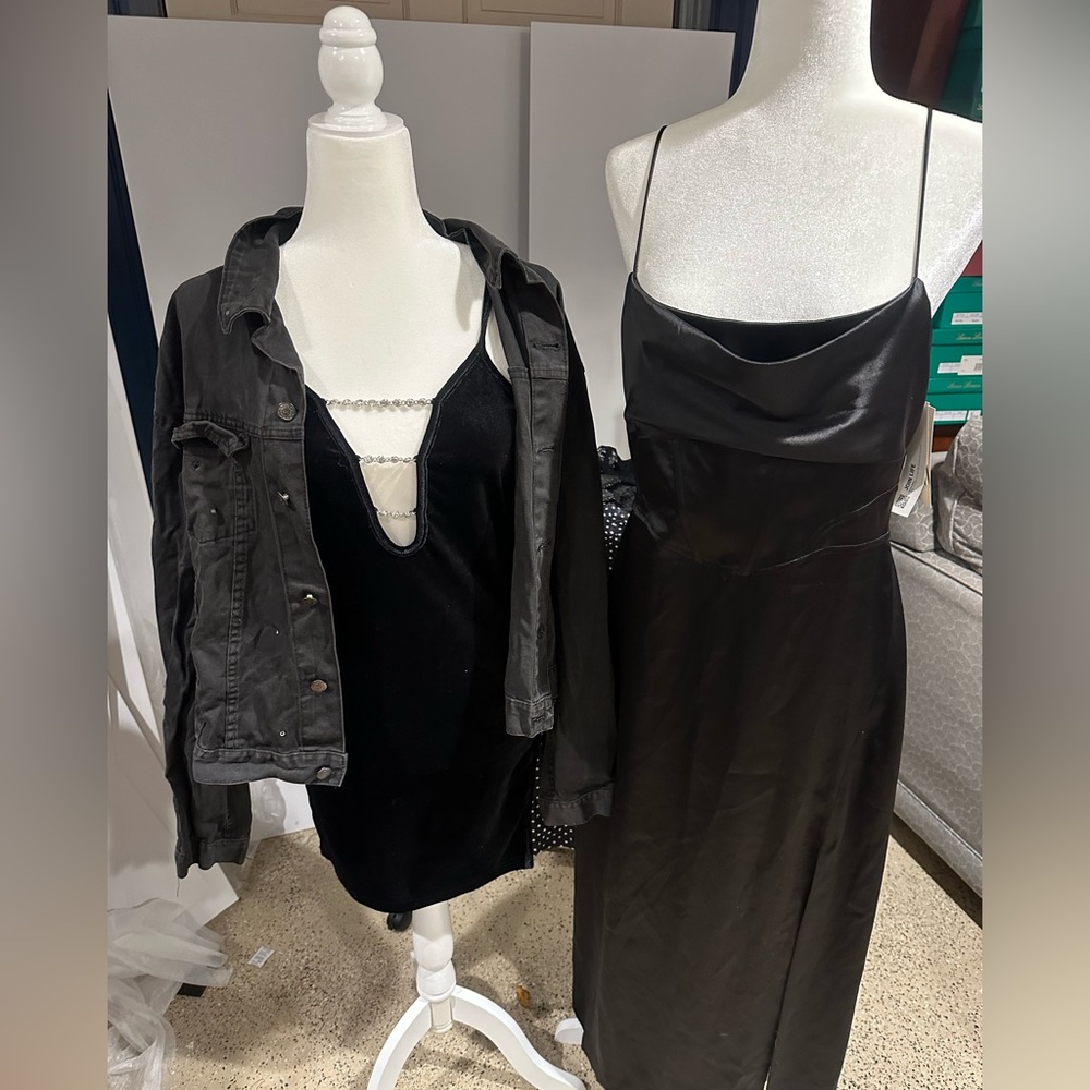 Medium/Large Black Going Out Bundle Including Mul… - image 2